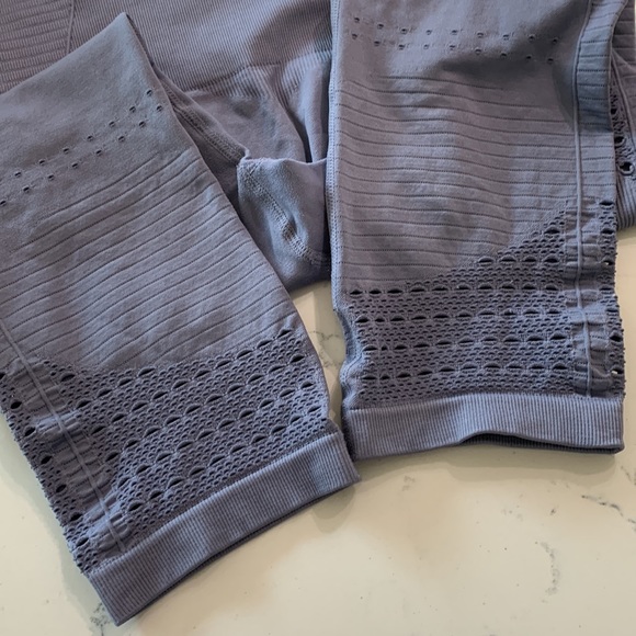 Gymshark Energy Seamless 17" High-Rise Cropped Leggings Lavender SzM - Picture 9 of 9